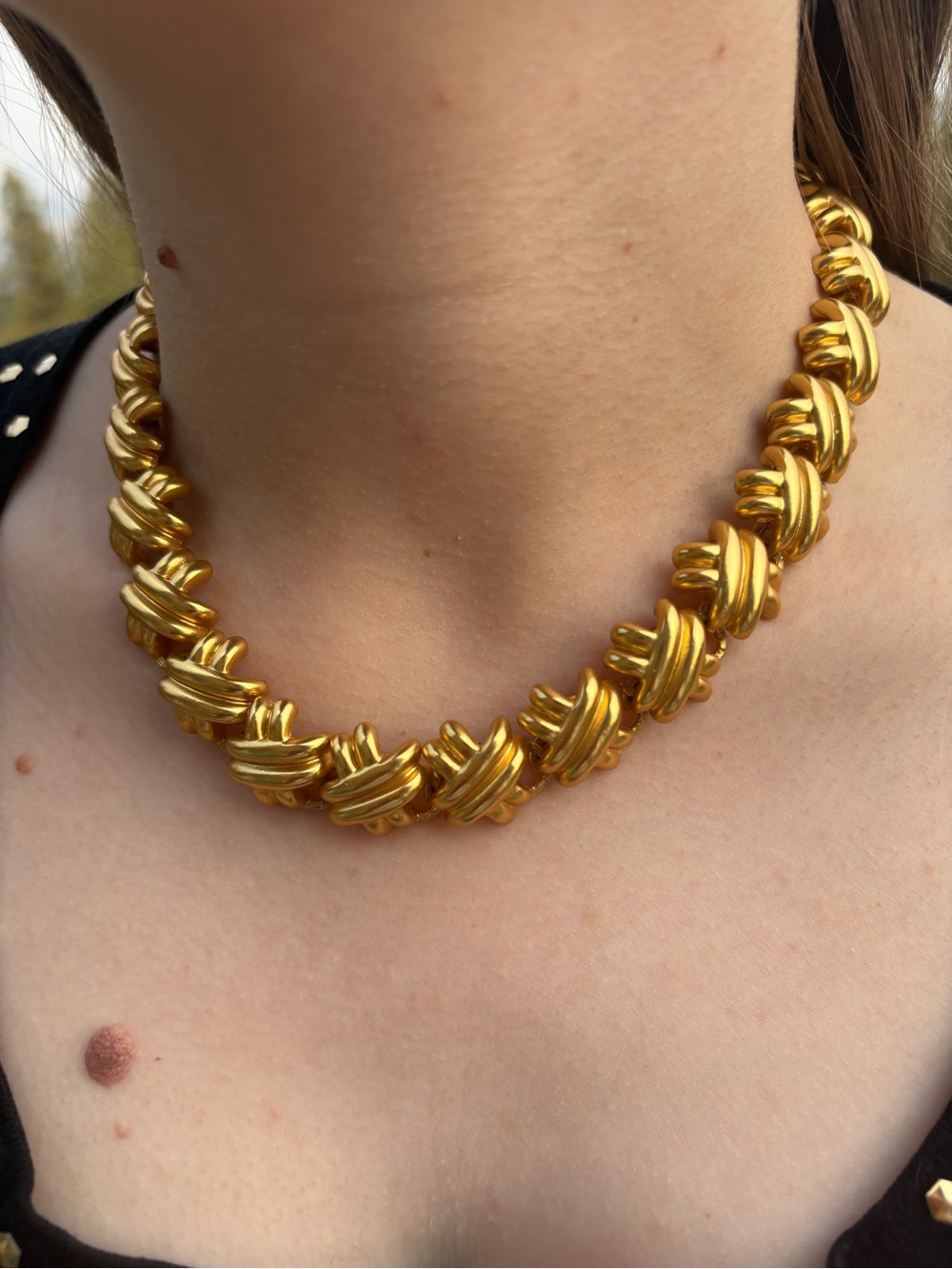 Big Chunky Gold Tone X Link Ann Klein Necklace